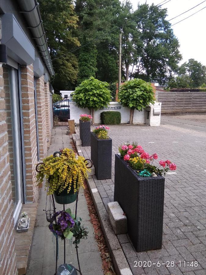 Holiday Home Harmony Brecht Exterior foto